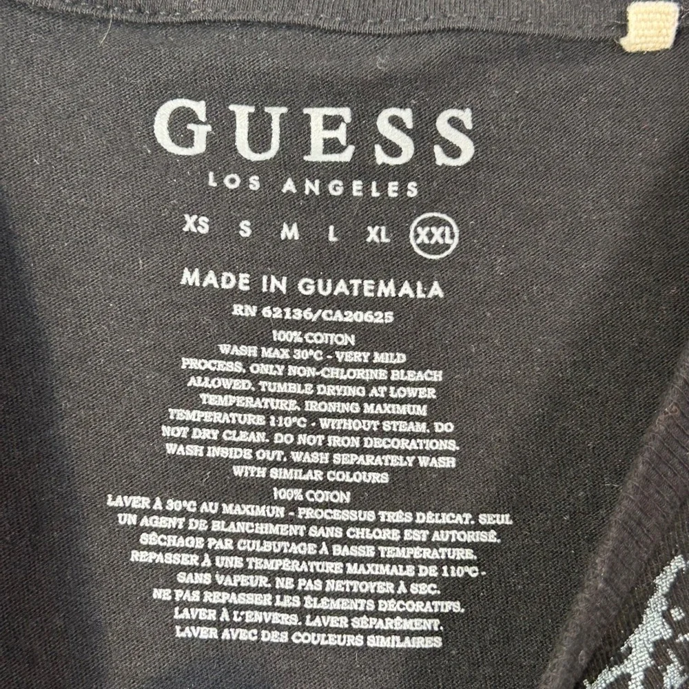 Guess Los Angeles Black Panther Graphic T Shirt Studded Logo XXL Mens Black Tee - Picture 4 of 7